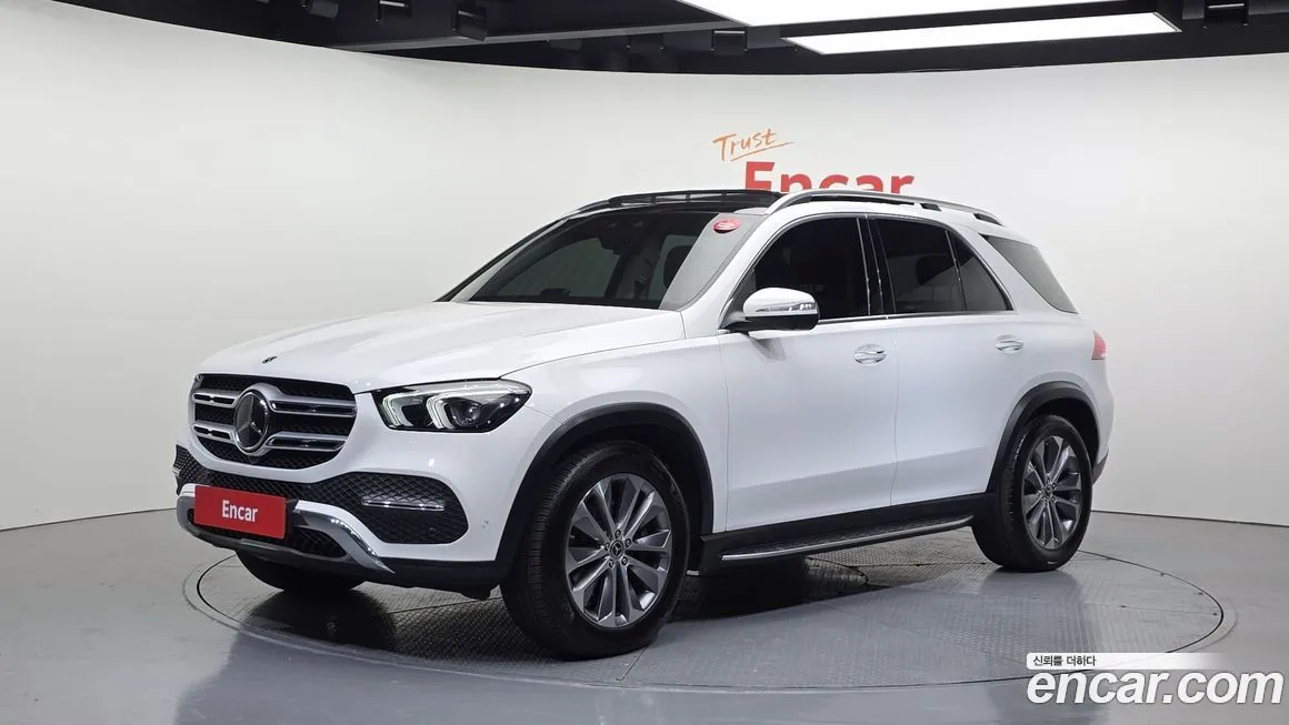 Mercedes-Benz GLE-Class — фото 1
