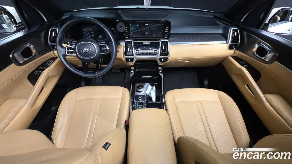 Kia Sorento — фото 9