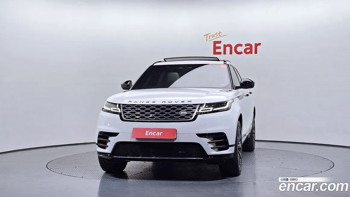 Land Rover Range Rover Velar — фото 3