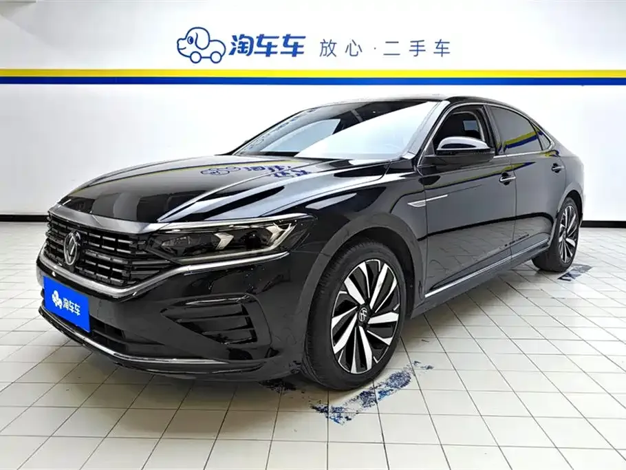 Volkswagen Passat — фото 1