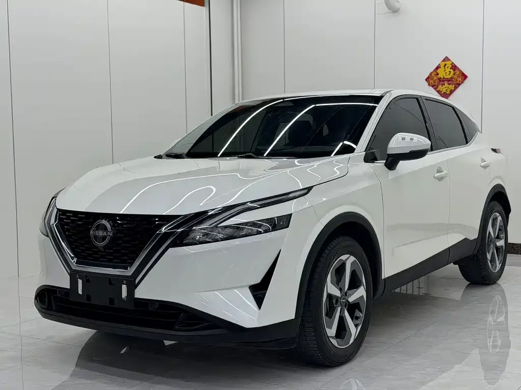 Nissan Qashqai — фото 1