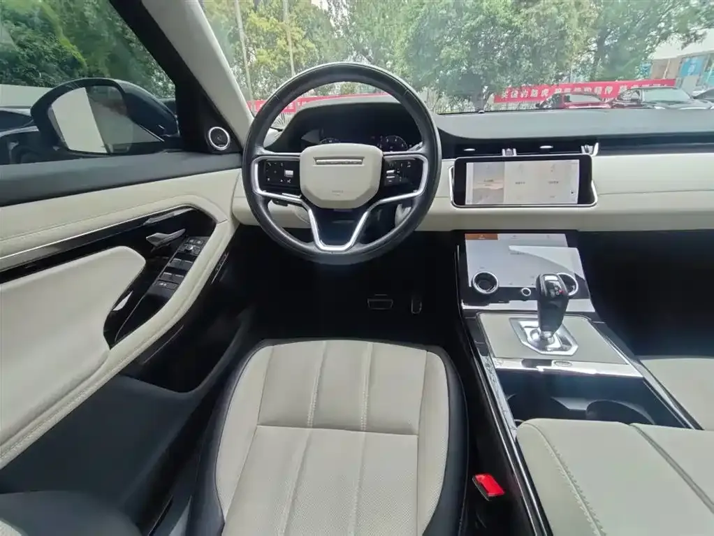 Land Rover Evoque — фото 3