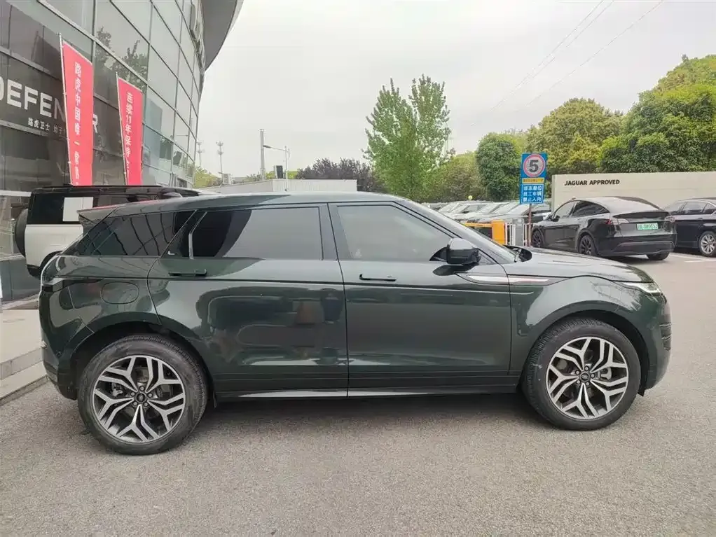 Land Rover Evoque — фото 10