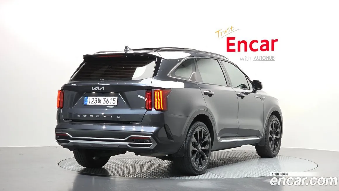 Kia Sorento — фото 10