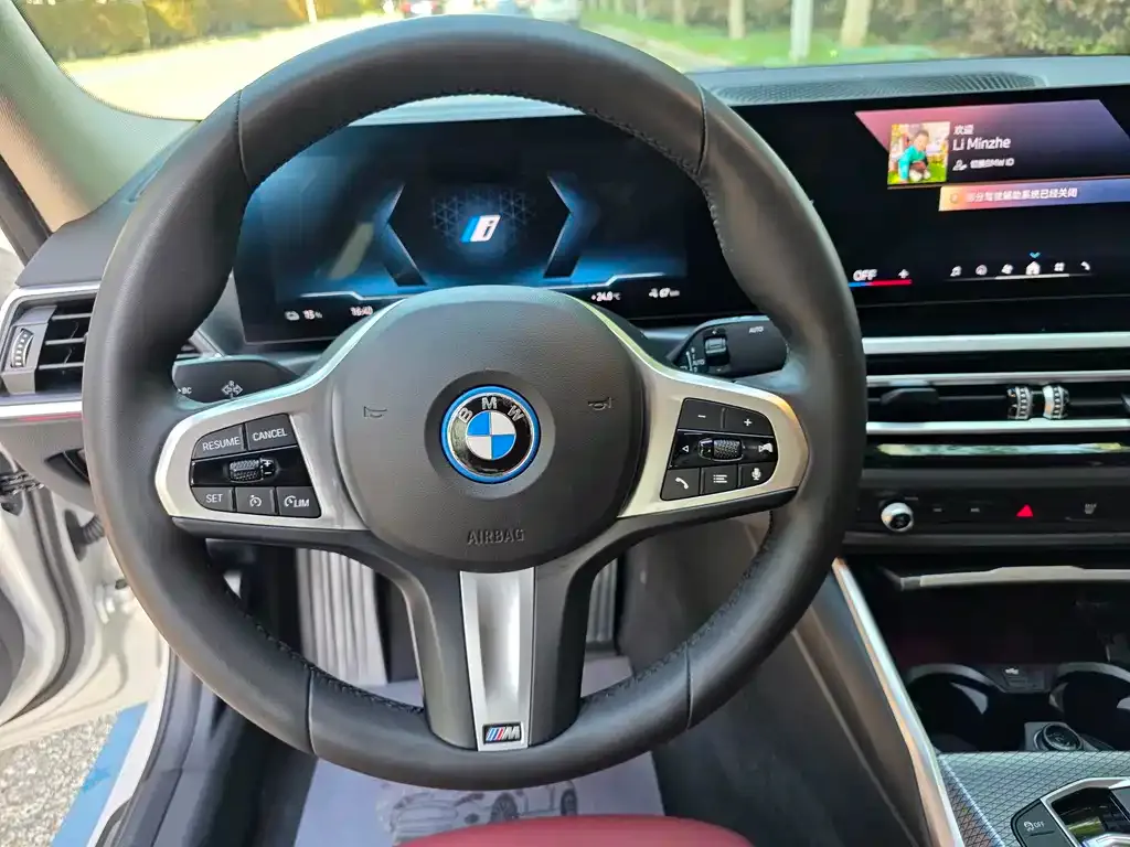 BMW i3 — фото 4