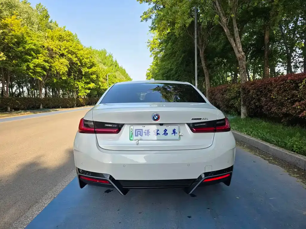 BMW i3 — фото 7