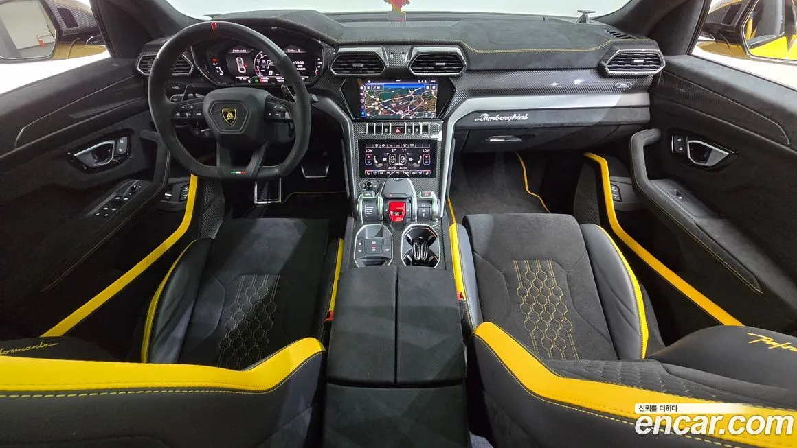 Lamborghini Urus — фото 7