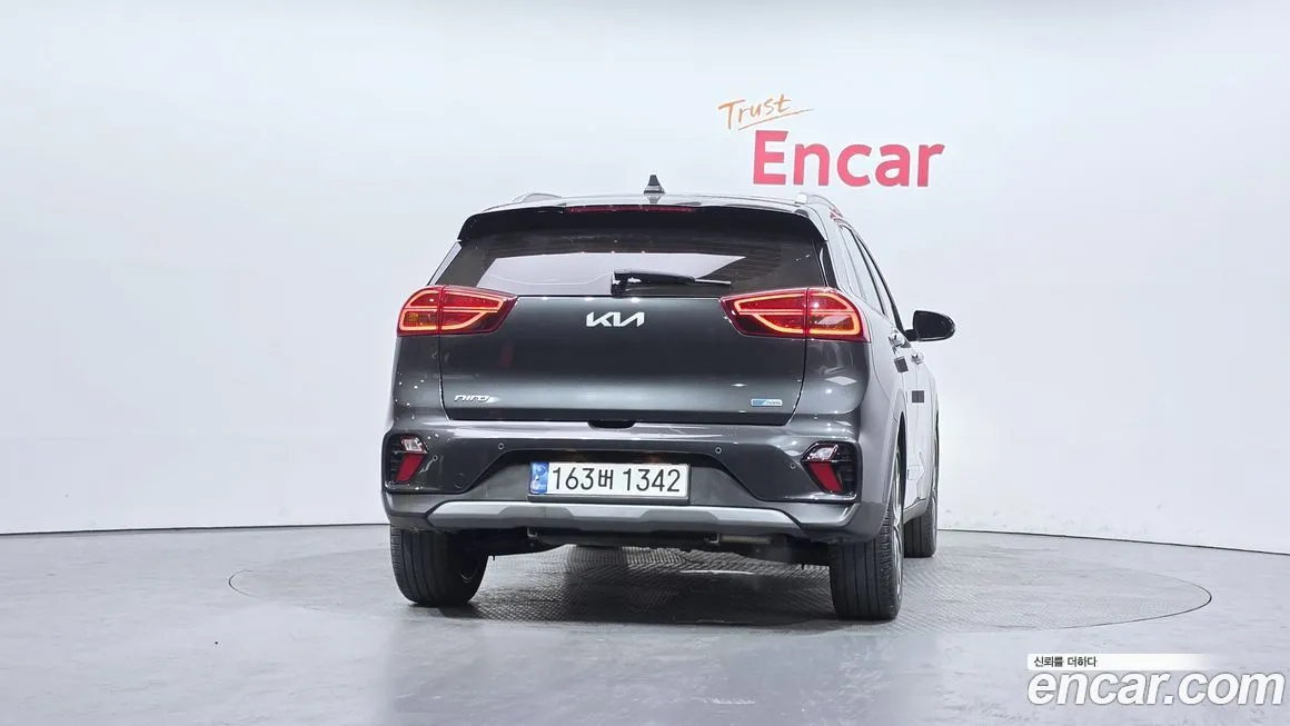 Kia Niro — фото 3