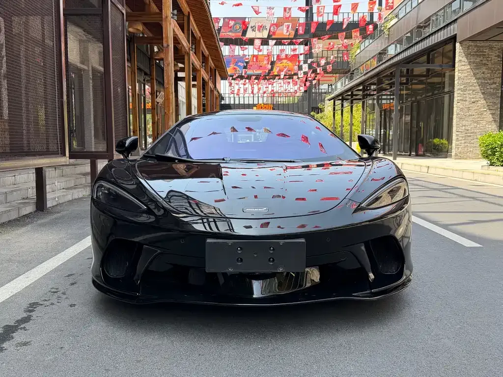 McLaren GT — фото 10
