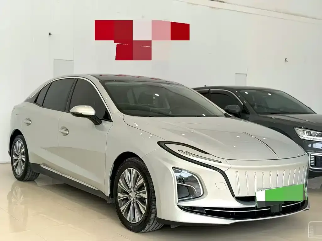 Hongqi E-QM5 — фото 4