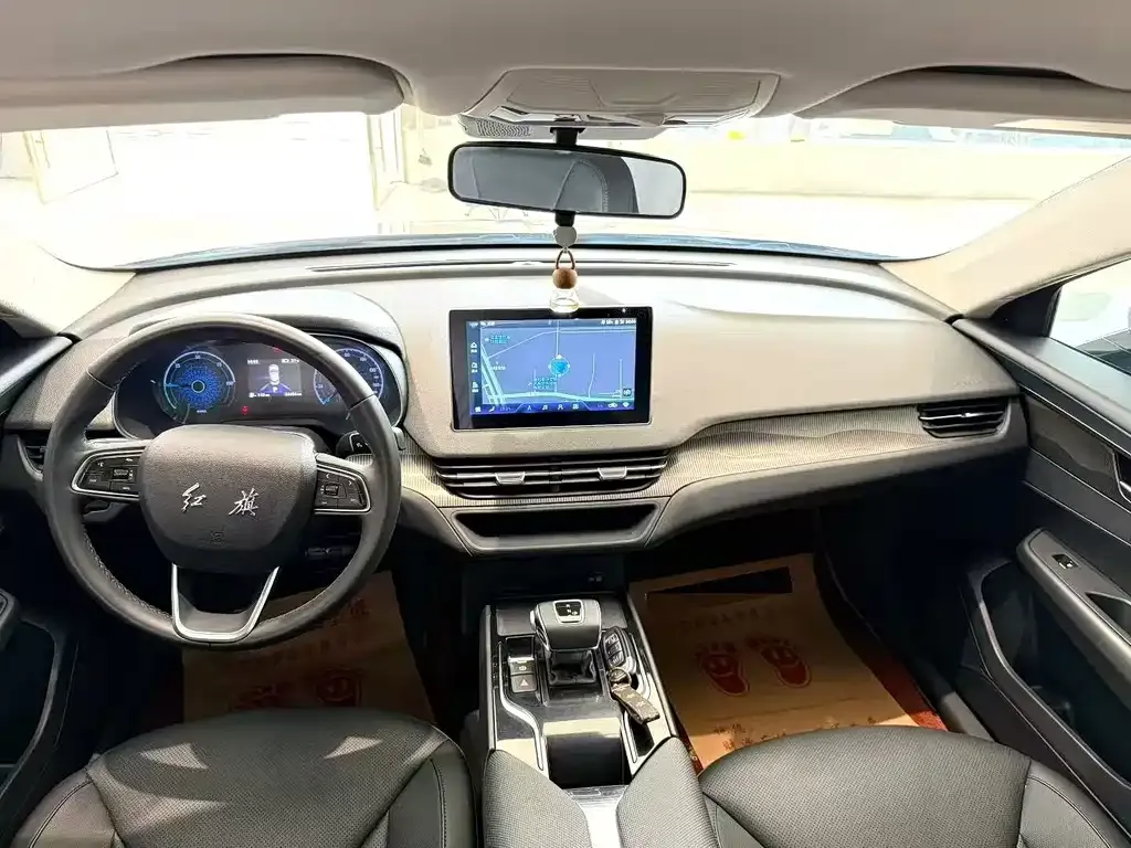 Hongqi E-QM5 — фото 7