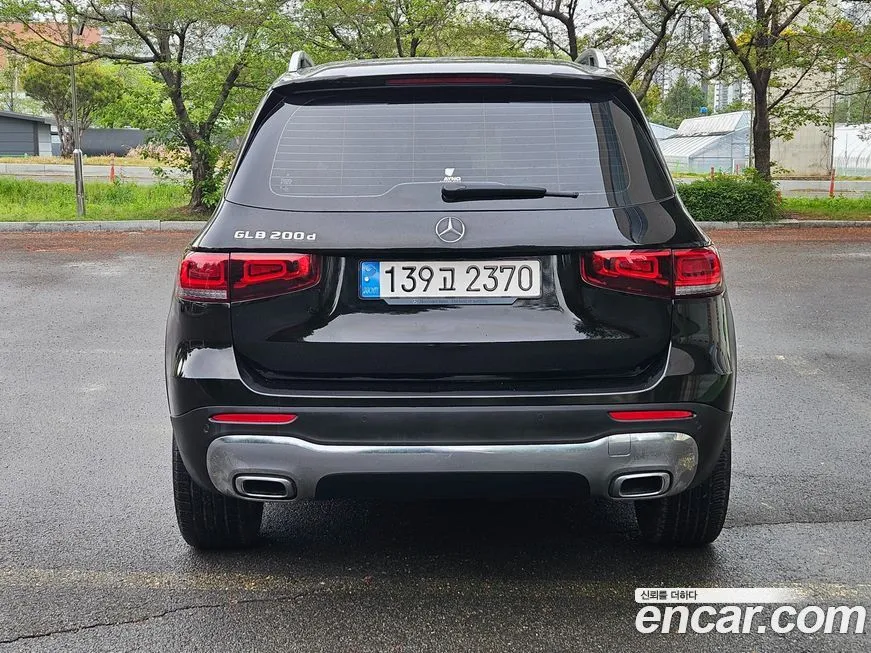 Mercedes-Benz GLB-Class — фото 4