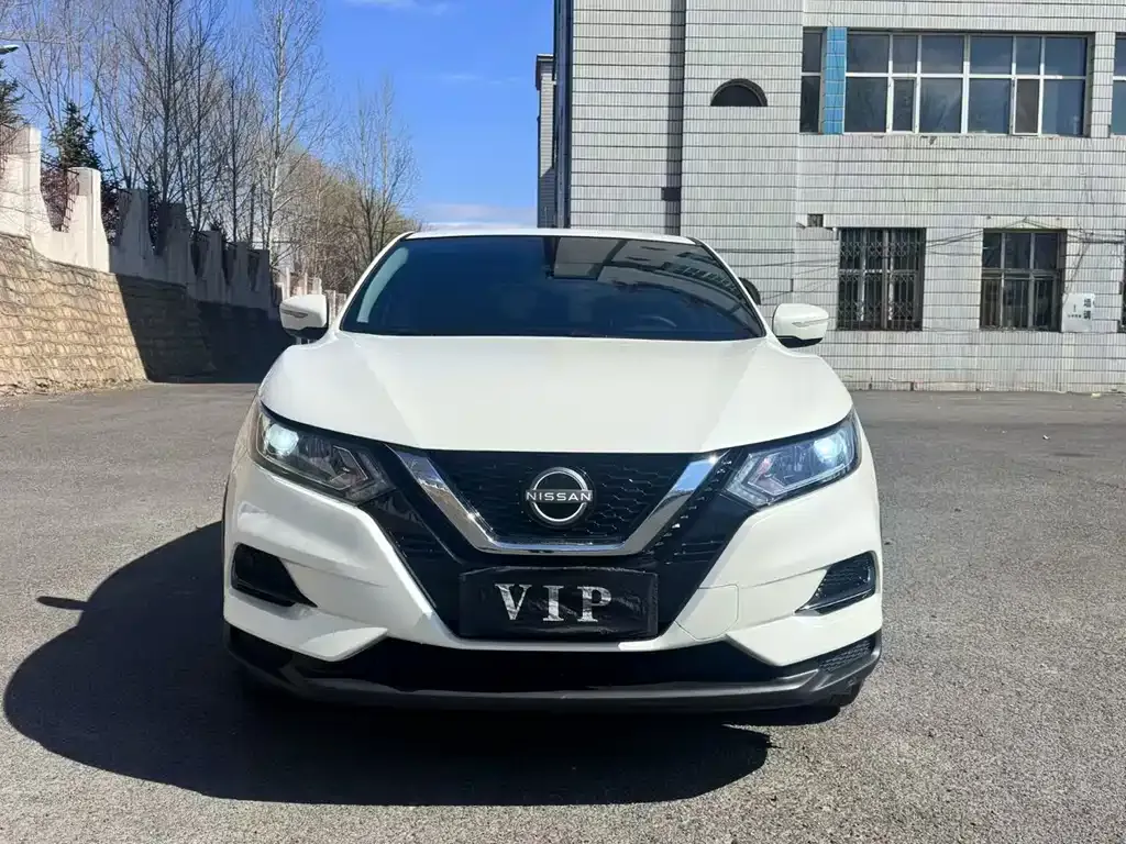 Nissan Qashqai — фото 8
