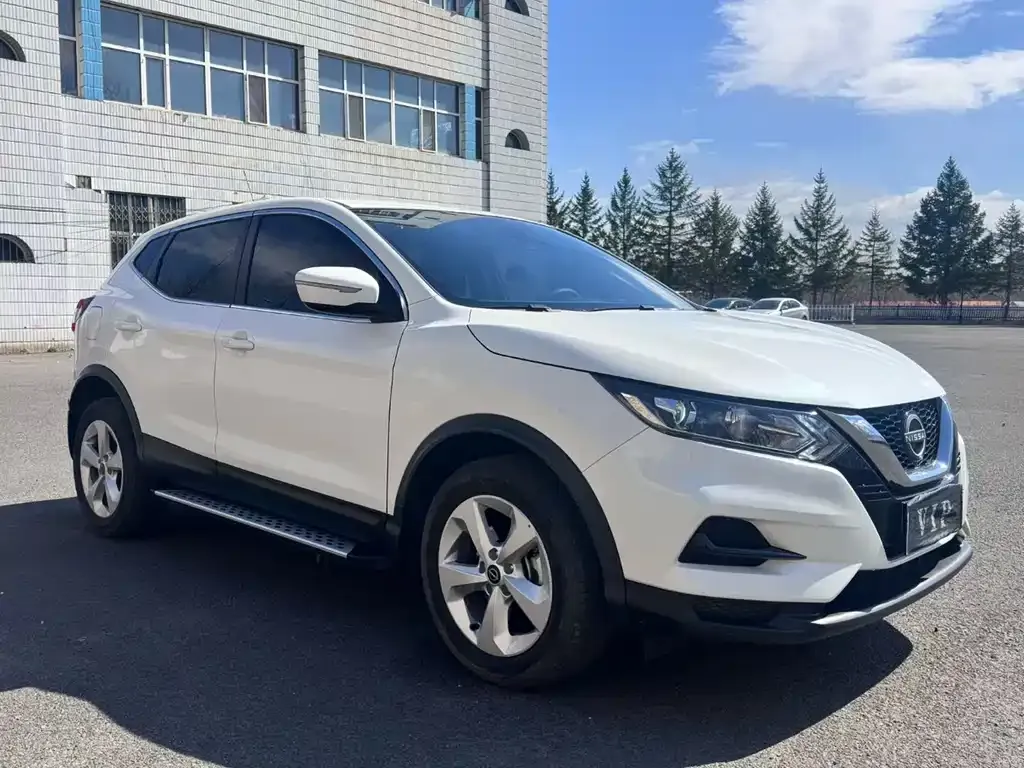 Nissan Qashqai — фото 6