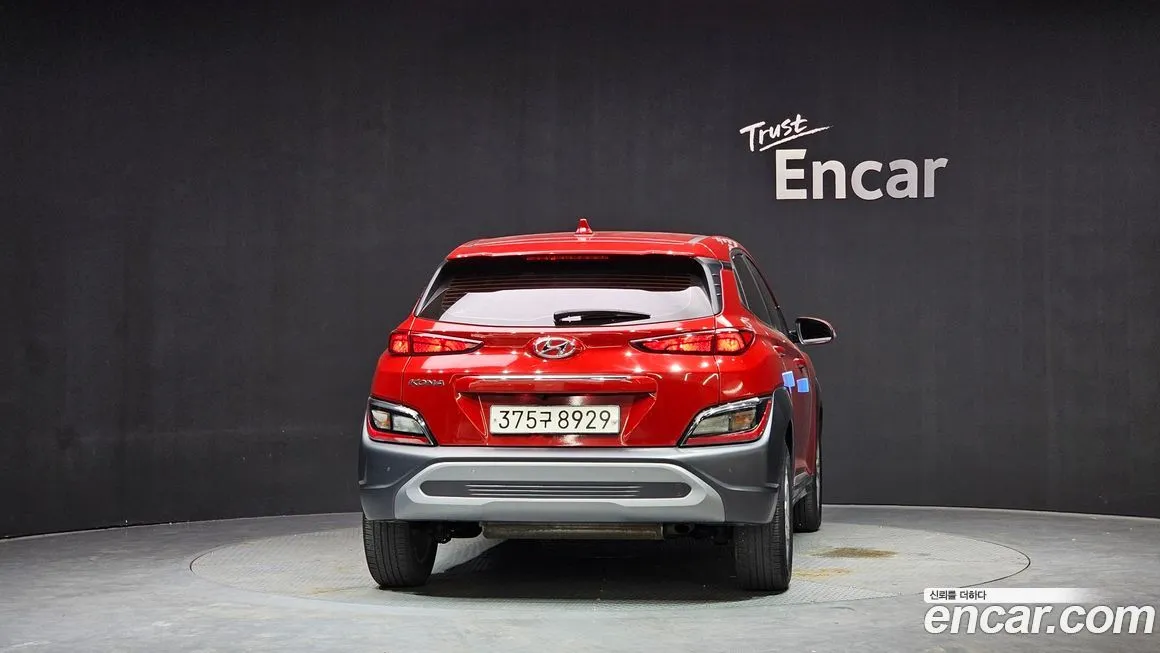 Hyundai Kona — фото 7