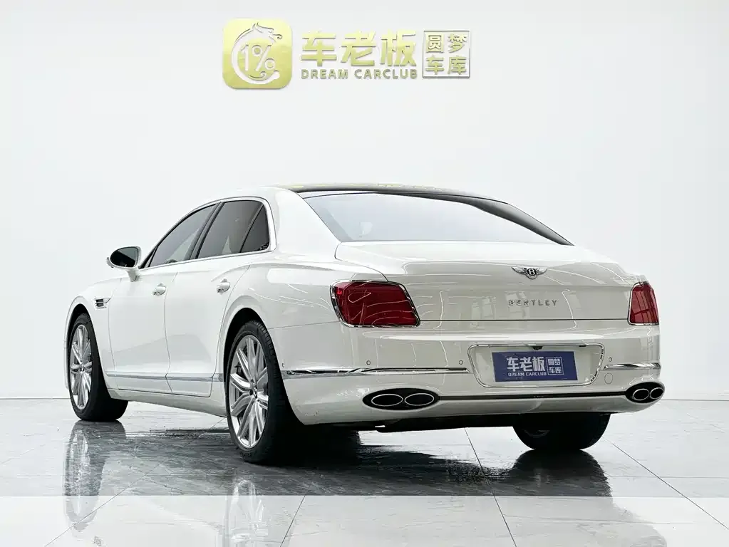Bentley Flying Spur — фото 8