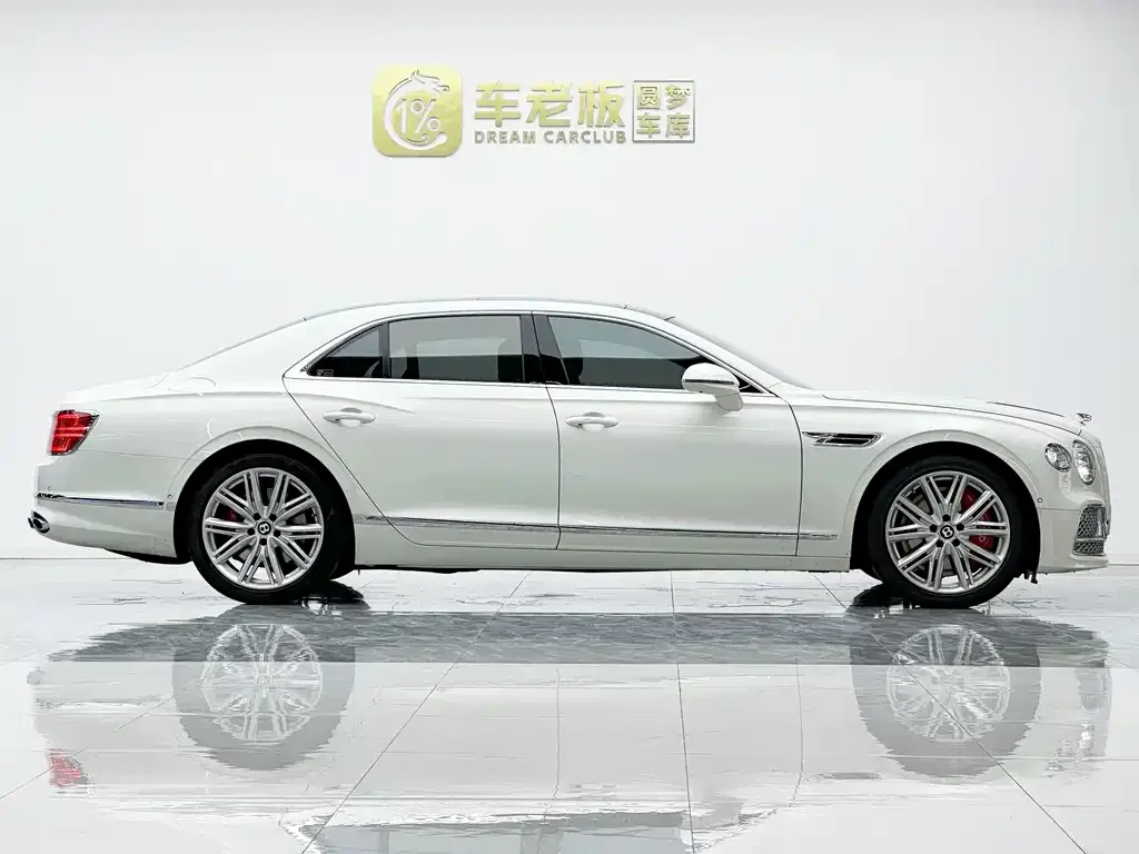 Bentley Flying Spur — фото 2