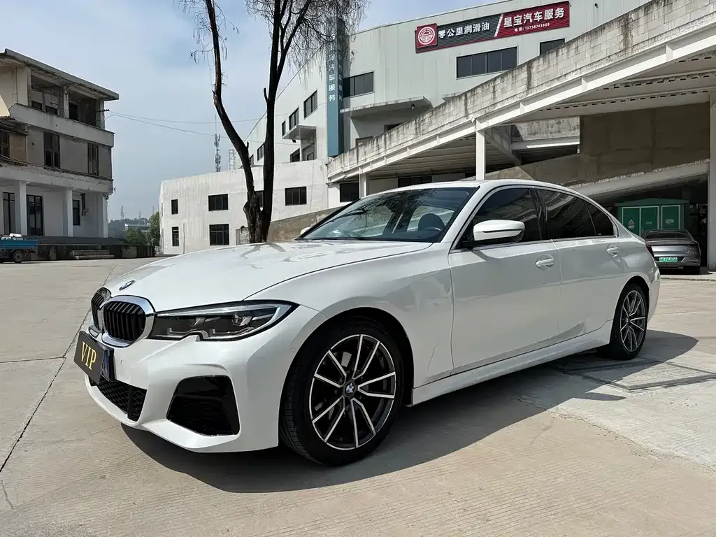 BMW 3 Series — фото 1
