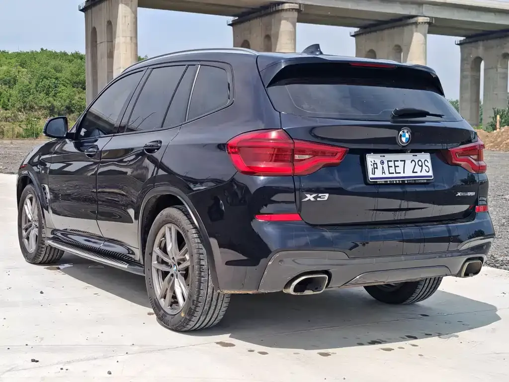 BMW X3 — фото 8