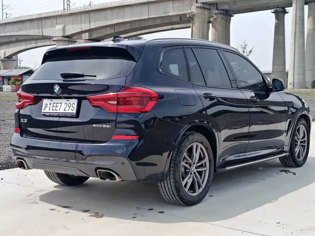 BMW X3 — фото 5