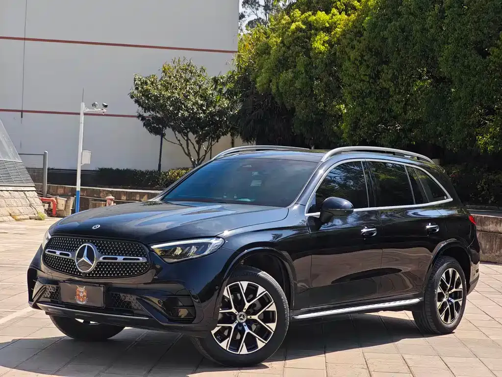 Mercedes-Benz GLC — фото 1