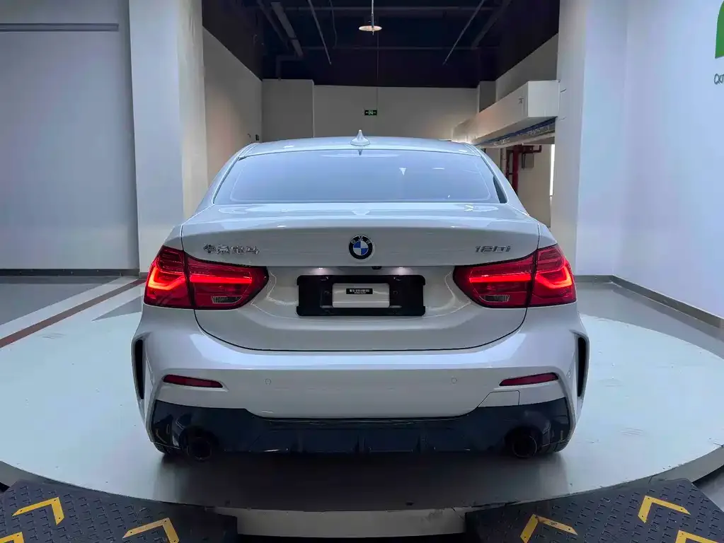 BMW 1 Series — фото 2