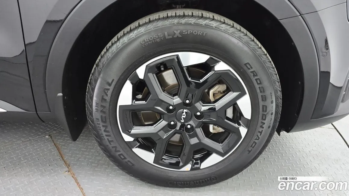 Kia Sorento — фото 9