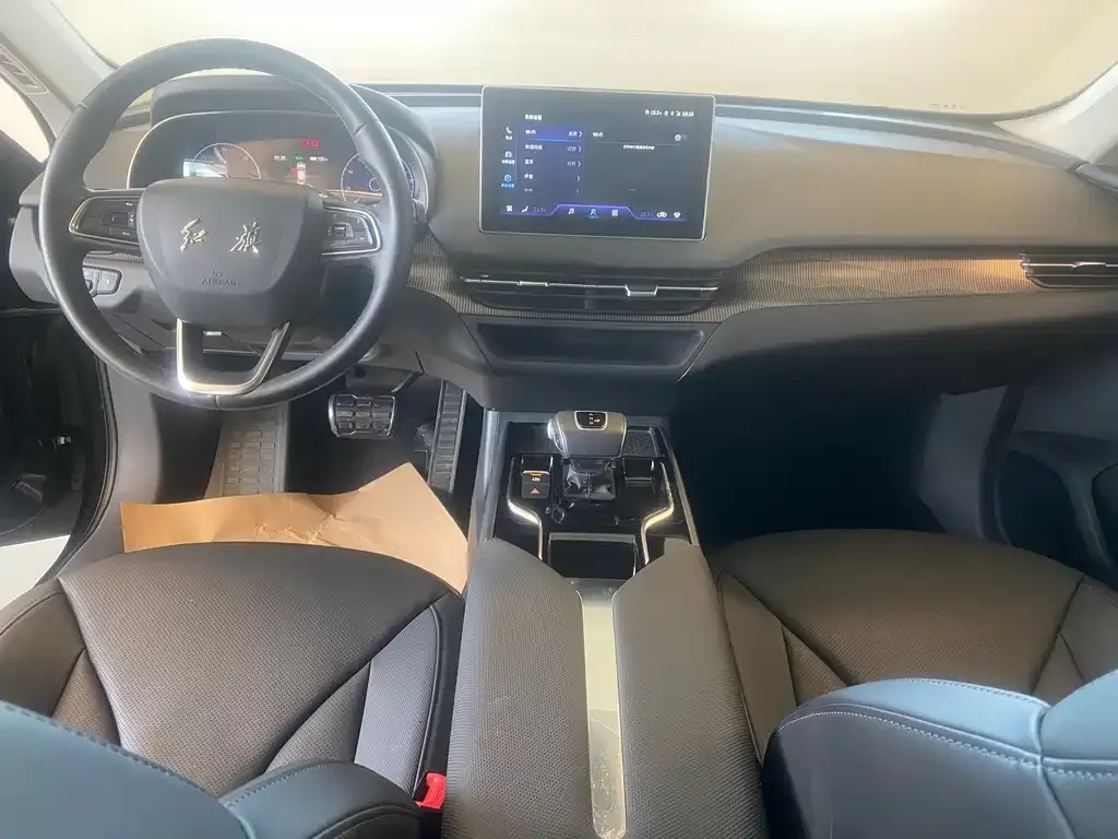 Hongqi E-QM5 — фото 9