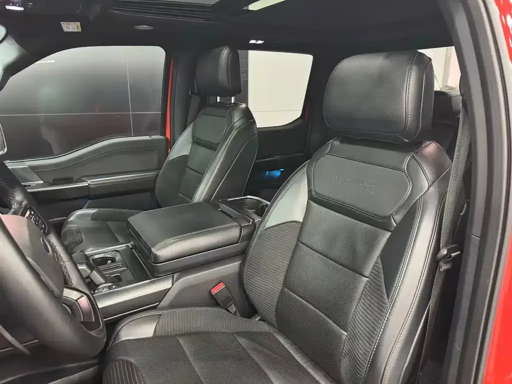 Ford F-150 Raptor — фото 10