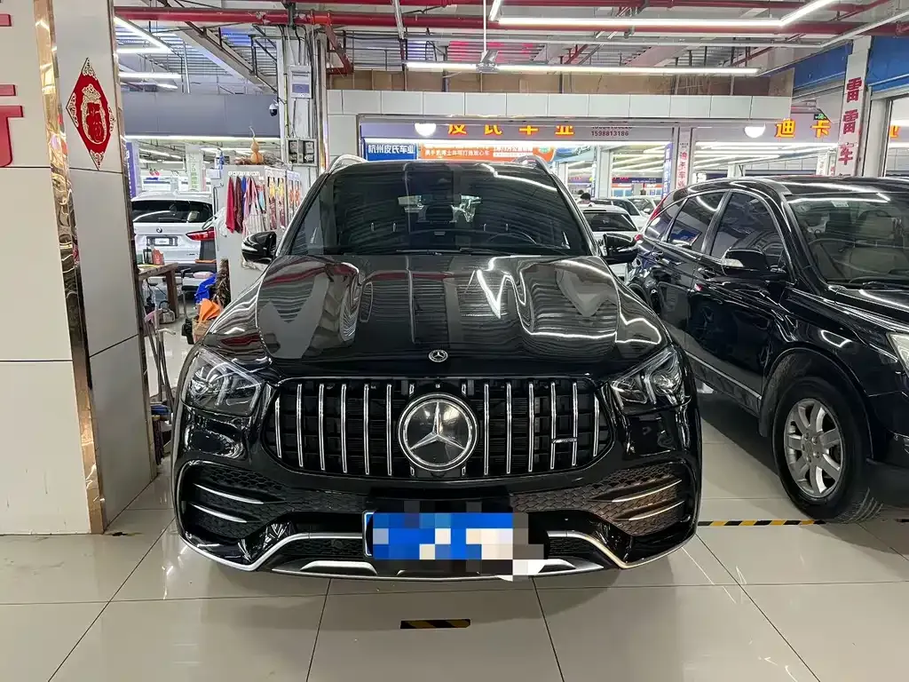 Mercedes-Benz GLE AMG — фото 1