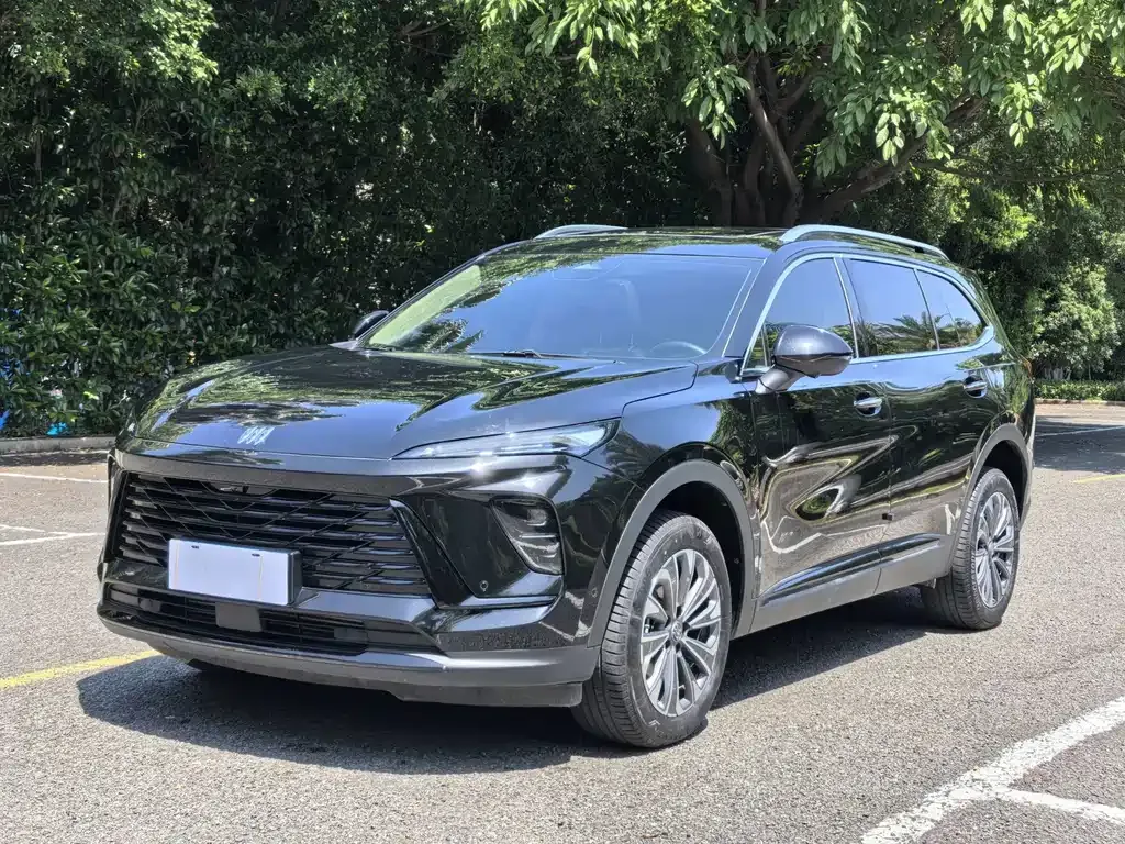 Buick Envision Plus — фото 10