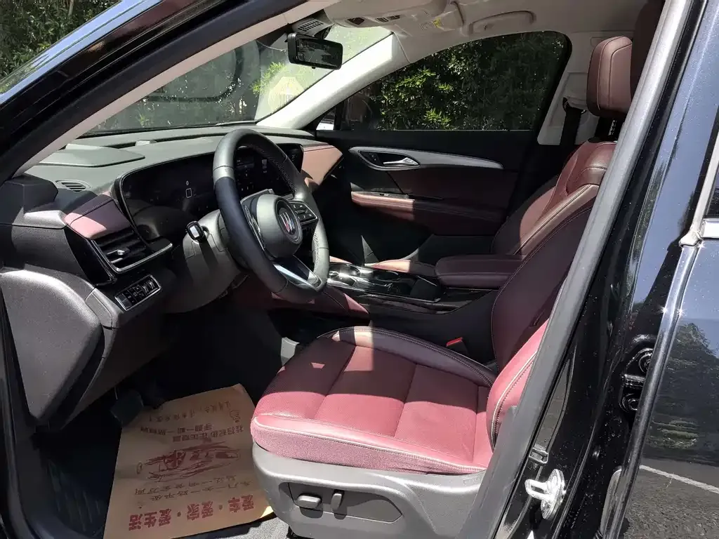 Buick Envision Plus — фото 5