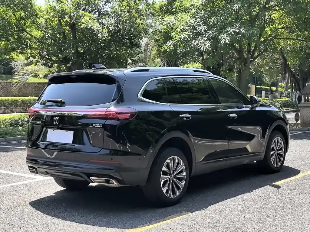 Buick Envision Plus — фото 8