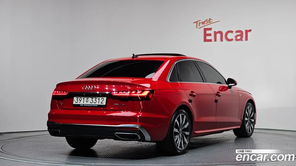 Audi A4 — фото 9