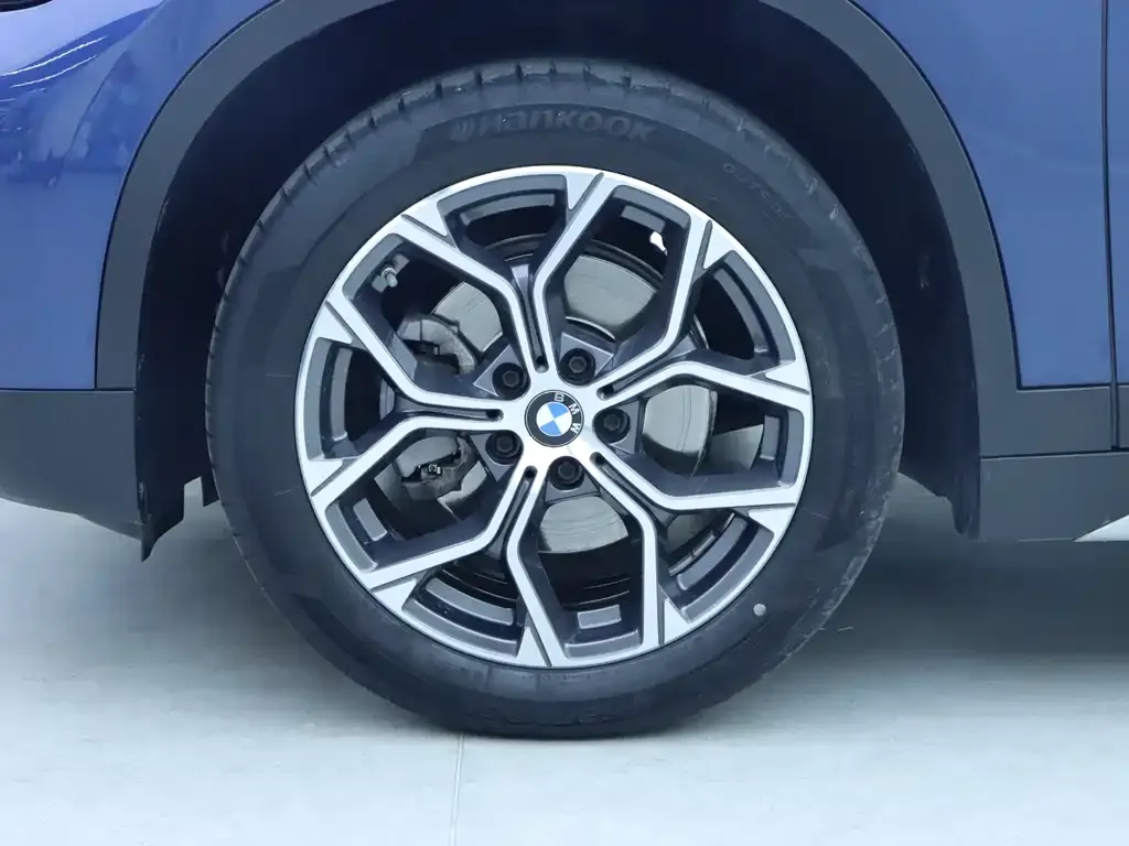 BMW X1 — фото 3