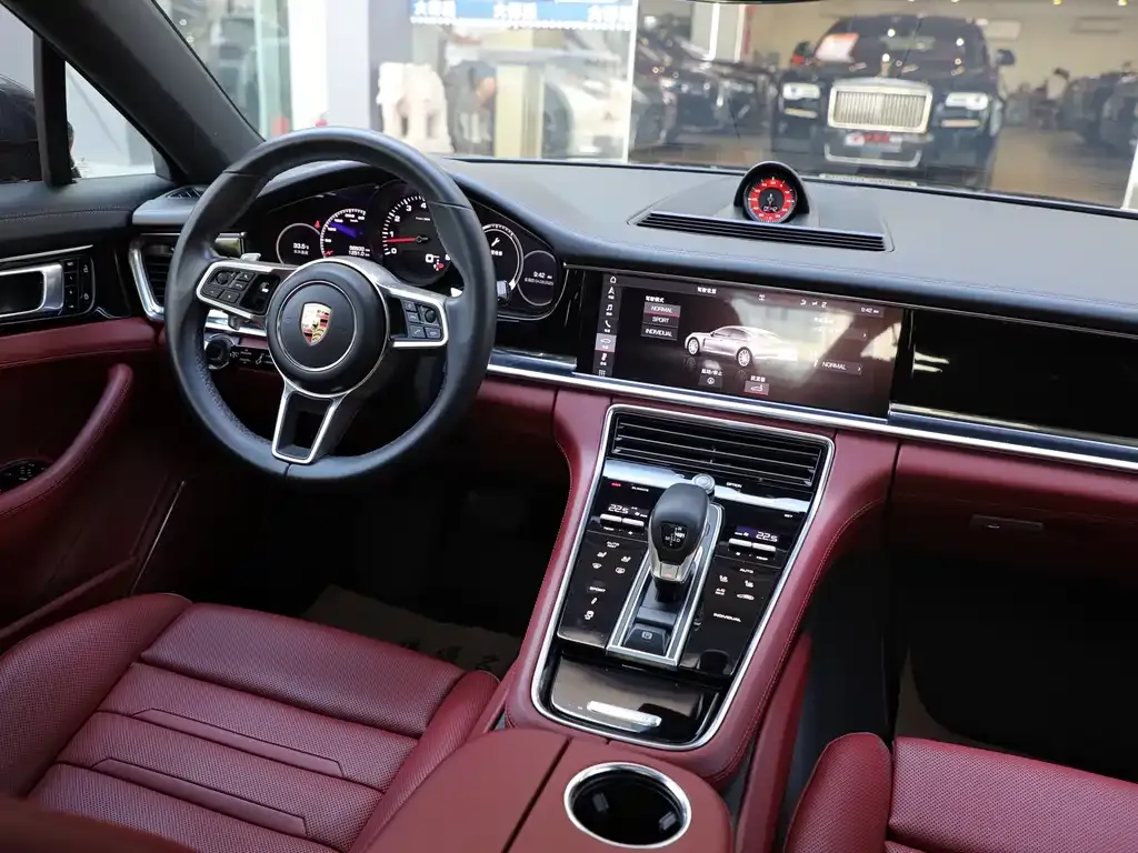 Porsche Panamera — фото 9