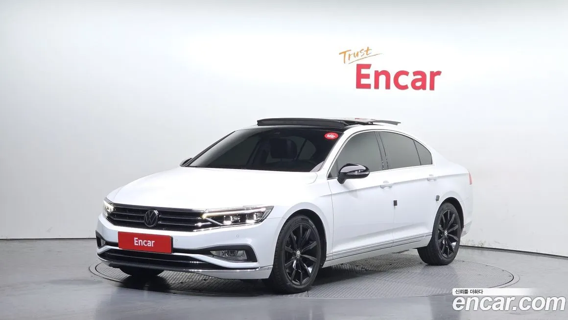 Volkswagen Passat — фото 1