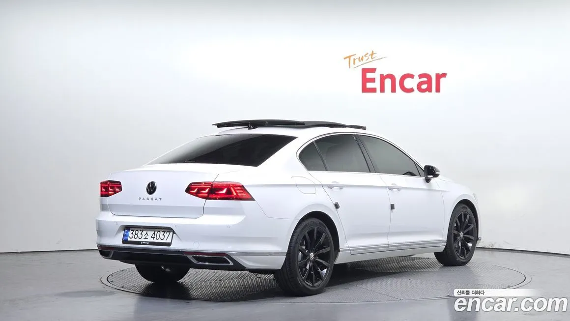 Volkswagen Passat — фото 4