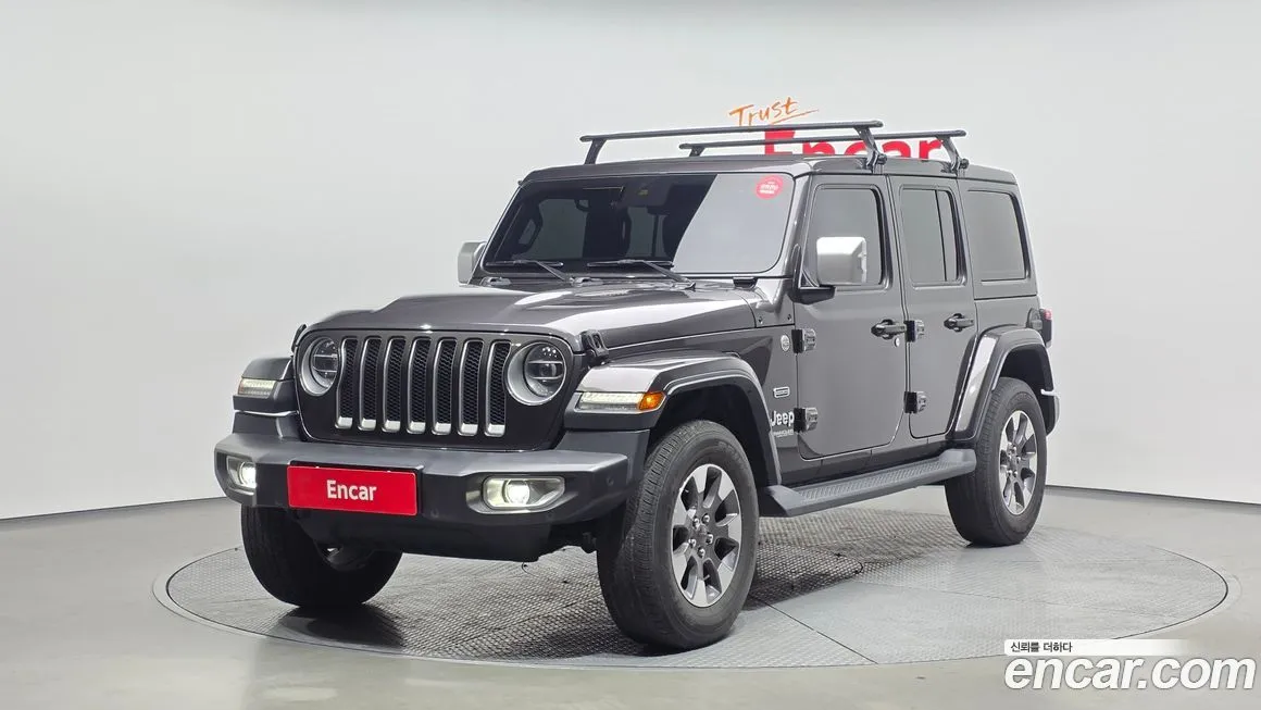Jeep Wrangler — фото 1