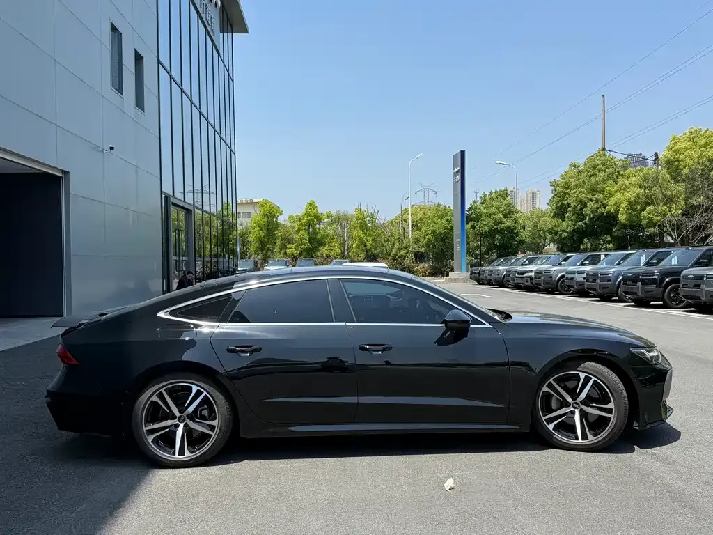 Audi A7 — фото 6