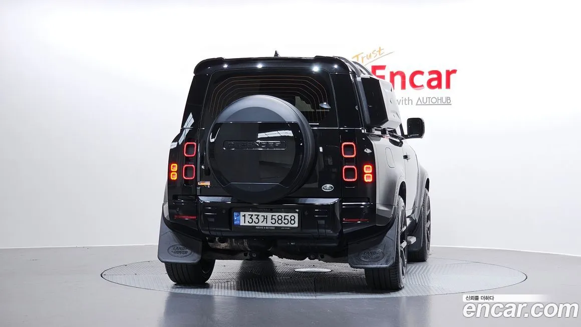 Land Rover Defender — фото 4