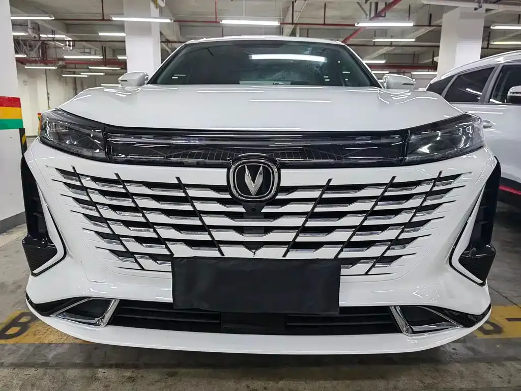 Changan CS75PLUS — фото 10