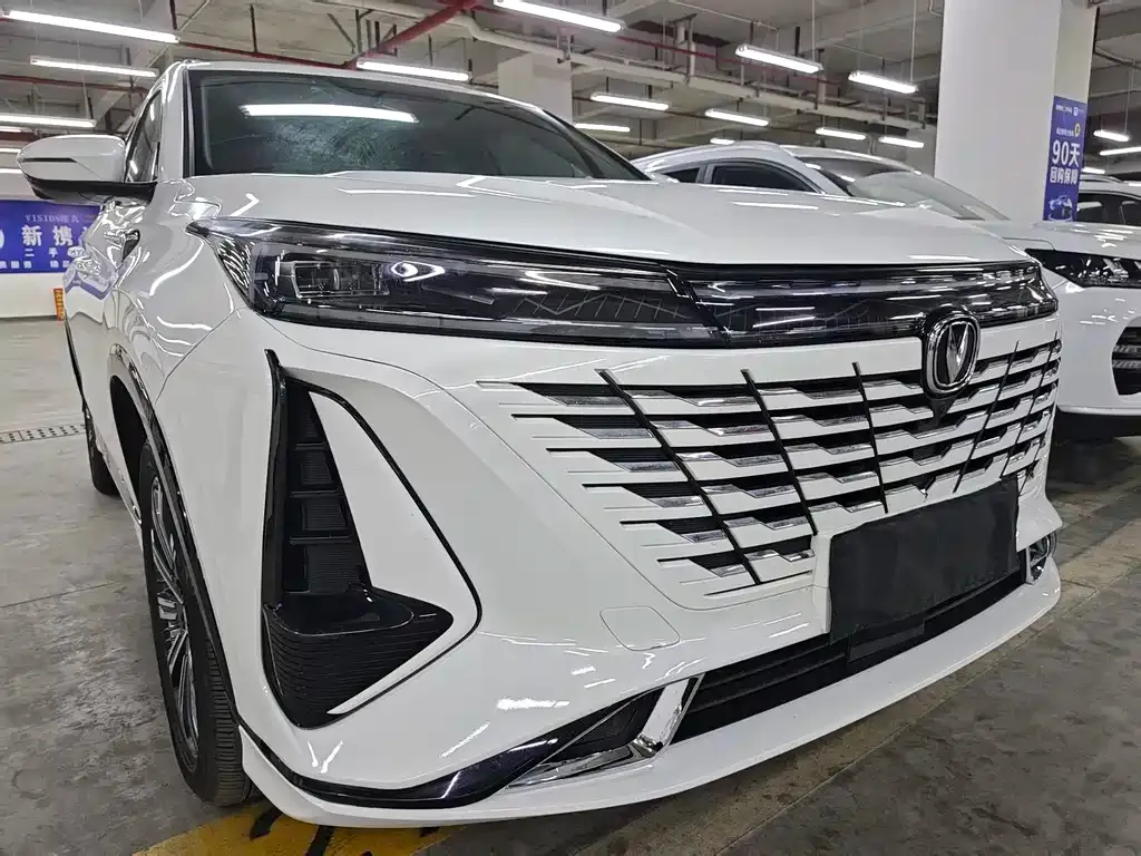 Changan CS75PLUS — фото 6