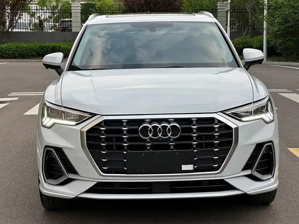 Audi Q3 — фото 4