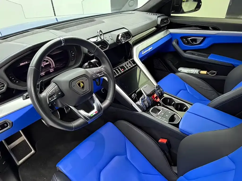 Lamborghini Urus — фото 9