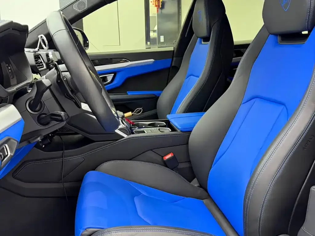 Lamborghini Urus — фото 7