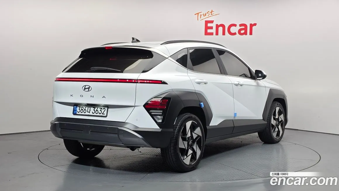 Hyundai Kona — фото 7