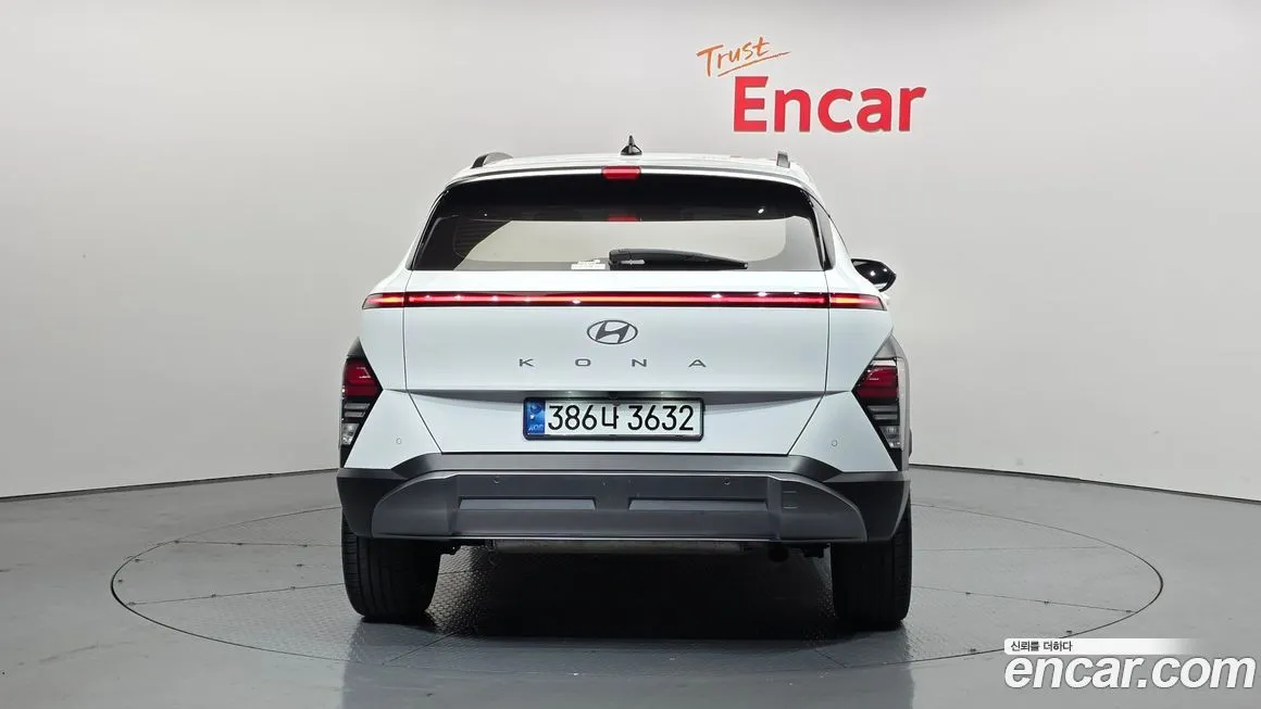 Hyundai Kona — фото 2