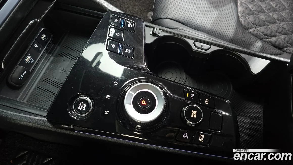 Kia Sportage — фото 10