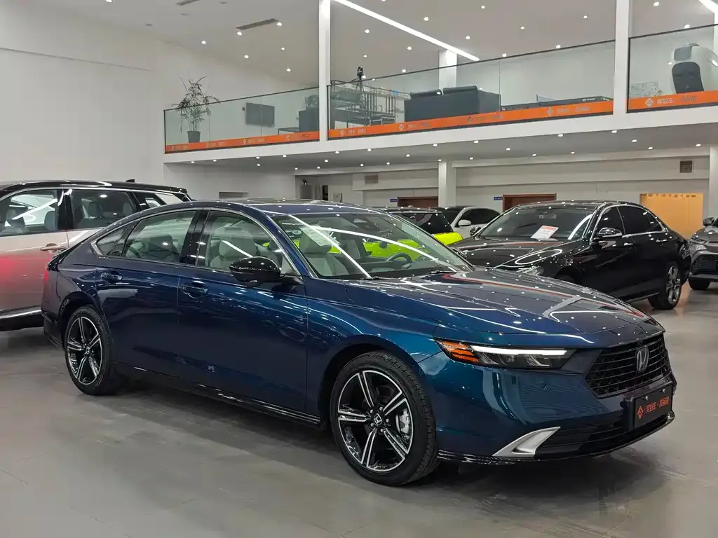 Honda Accord New Energy — фото 7
